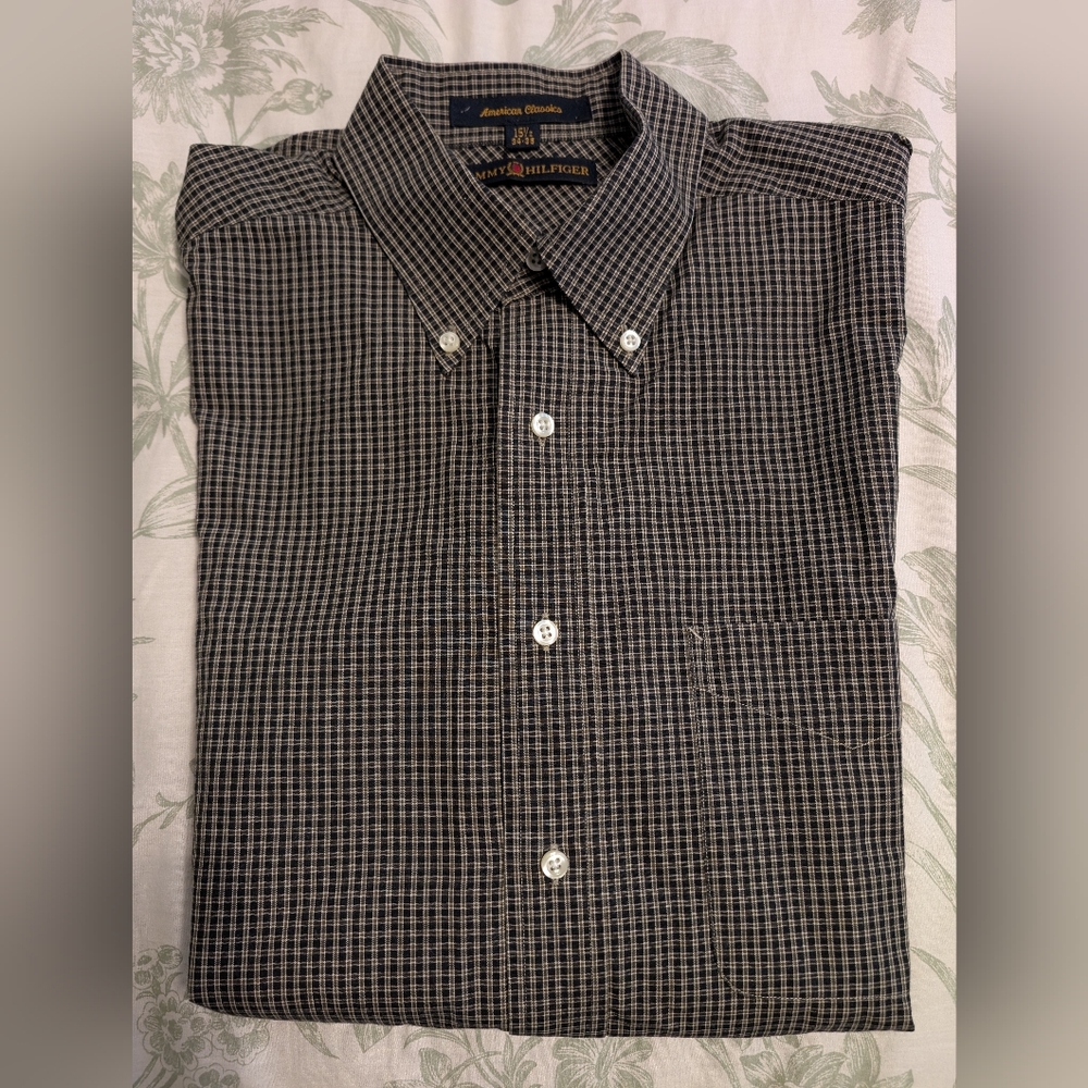 NWOT Tommy Hilfiger Classic Fit Button Down Shirt